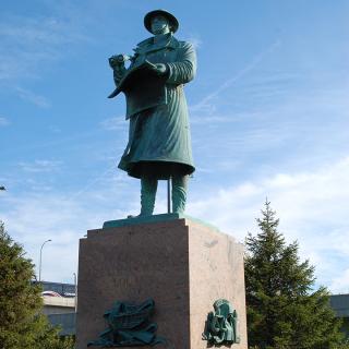 Logan Statue